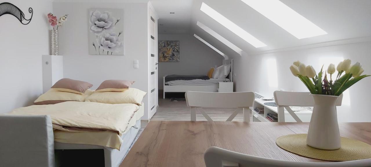Julia Apartman Eger Ngoại thất bức ảnh